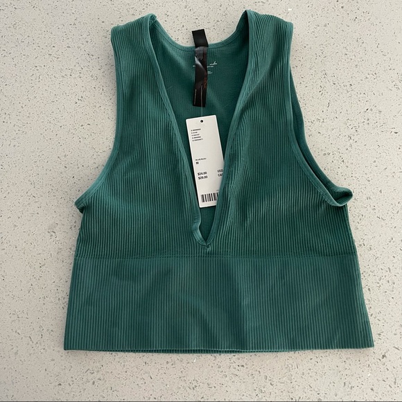 OU Out from Under Hailey Seamless Plunging Bra - M - Picture 2 of 6